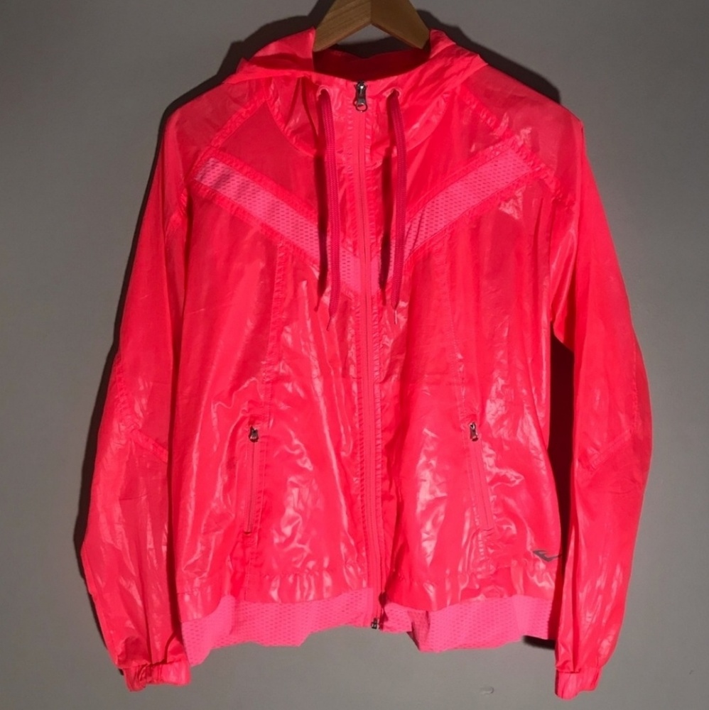 I brought it on here the size is a Medium